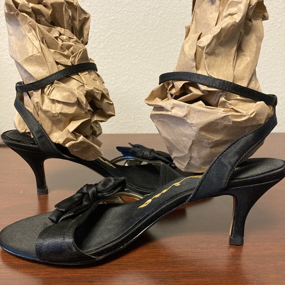 SZ 5.5 M BLK Satin formal ankle strap bow tie kitten heel genuine leather sole - Picture 4 of 7